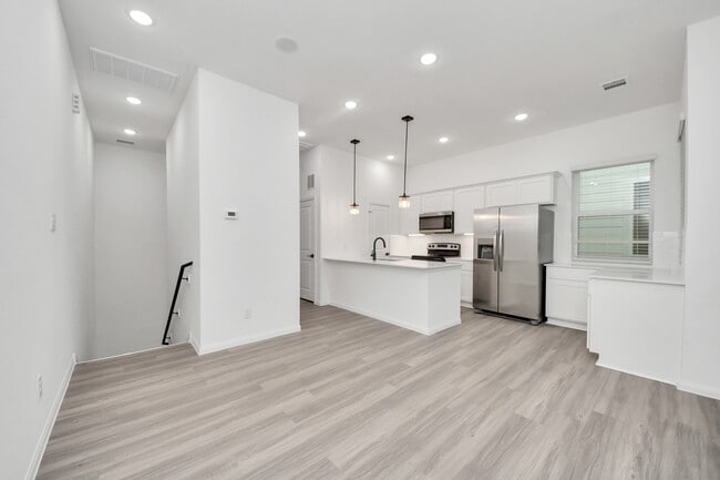 Photo - 5103 Mallow St