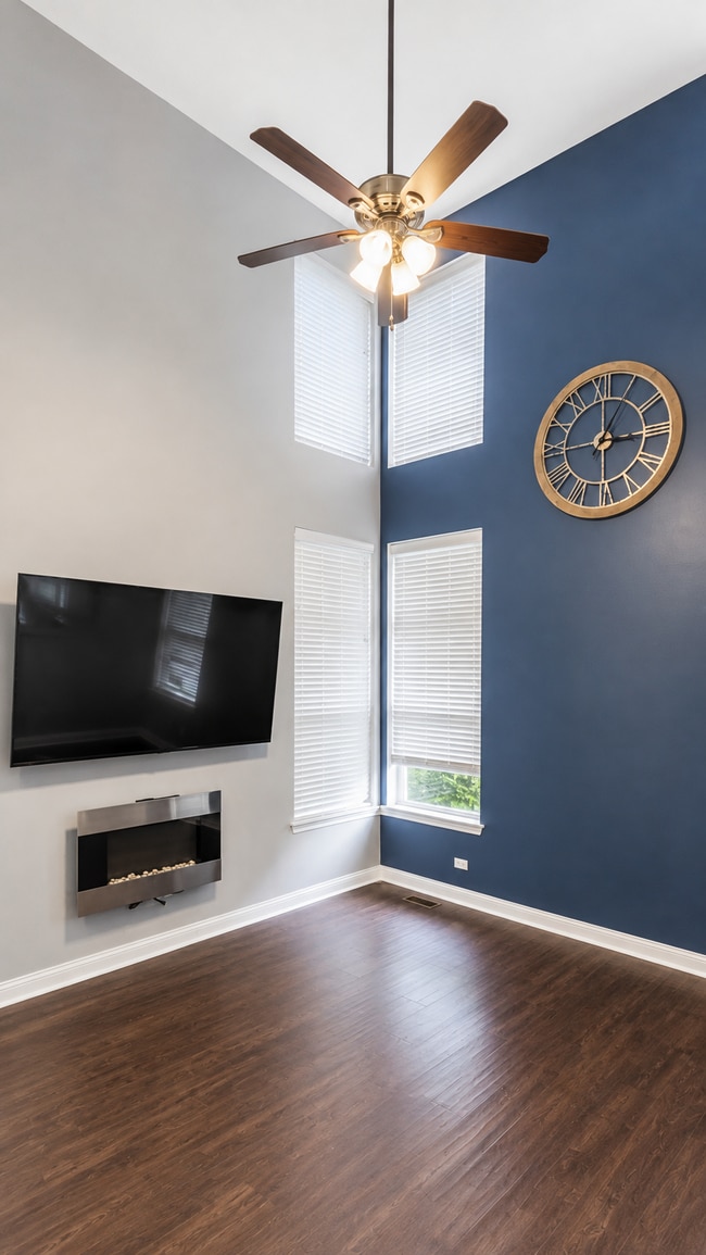 Photo - 1561 E Chivalry Ct