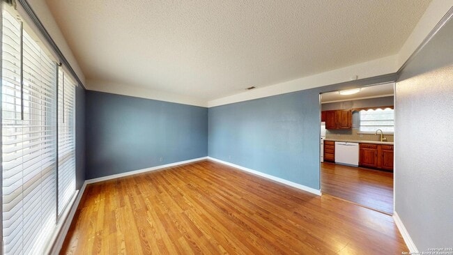 Photo - 7107 Westshire Dr