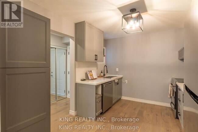 Photo - 141 Ripley Ct