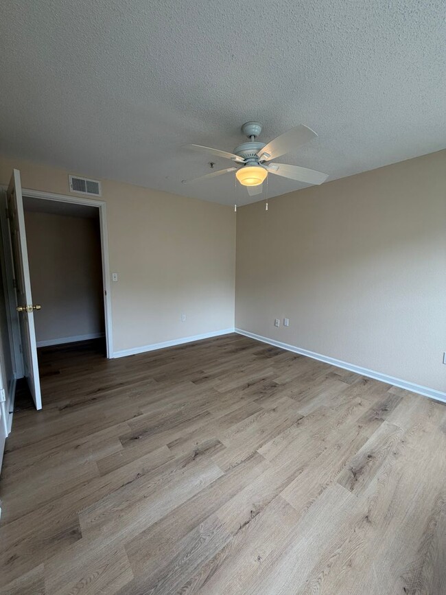 Photo - Cozy 2B/2B Unfurnished Condo in the Heart of Destin! Unit 254