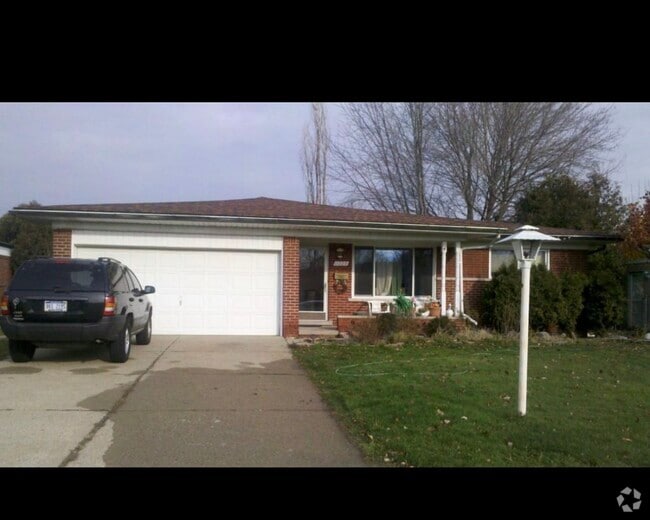 Building Photo - 11223 Hanna Dr Rental