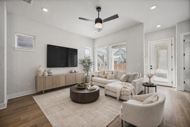 Photo - 5806 Rangeland Rd