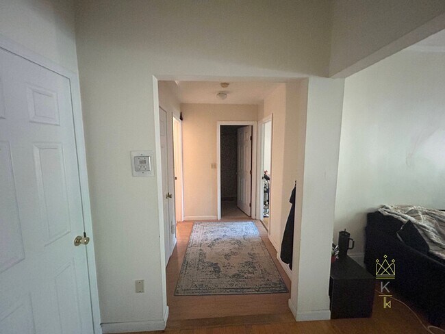 Photo - 1100 Beacon St Unit 1D