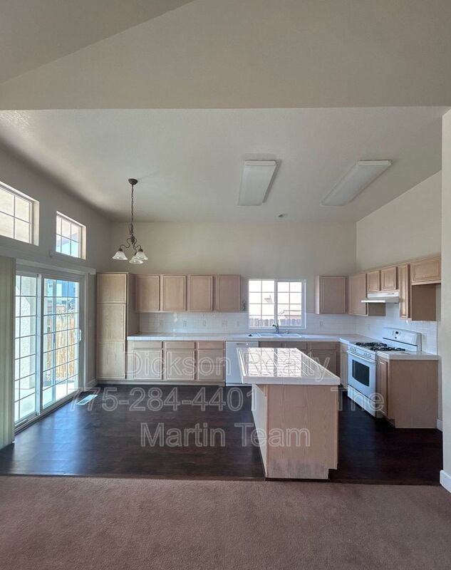 Photo - 1465 Ridge Point Dr