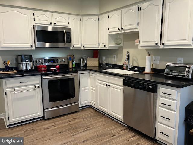 Photo - 13105 Windjammer Ave