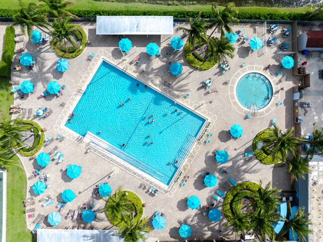 Photo - 233 Brittany F Unit 233