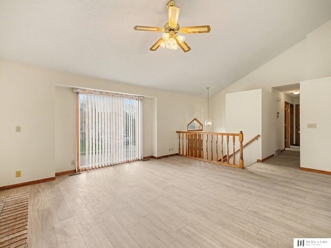 Photo - 5763 N 130th St