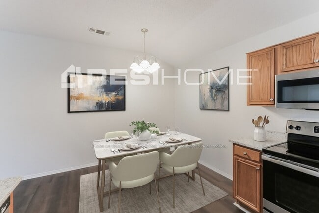 Photo - 10427 Blackjack Oaks Dr