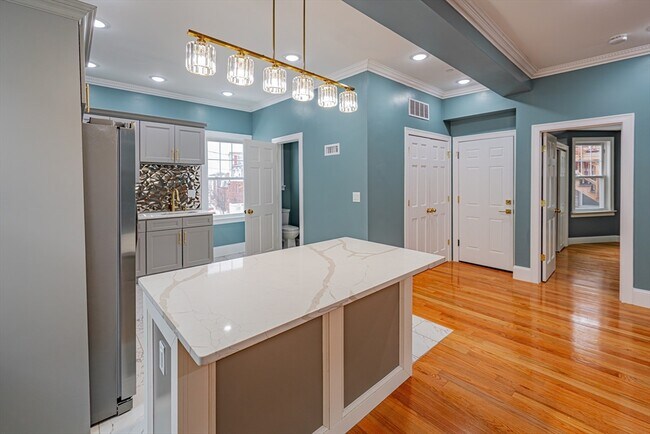 Photo - 24 Tudor St Unit 2