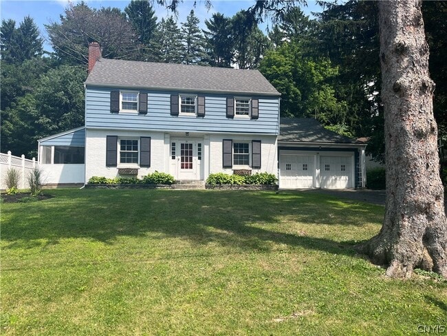 10 Ely Dr