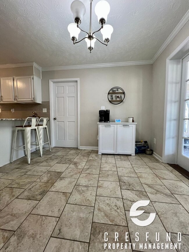 Photo - 2020 Penrose Dr