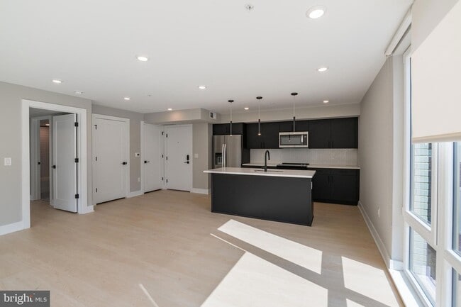 Photo - 6604 Ridge Ave Unit 300