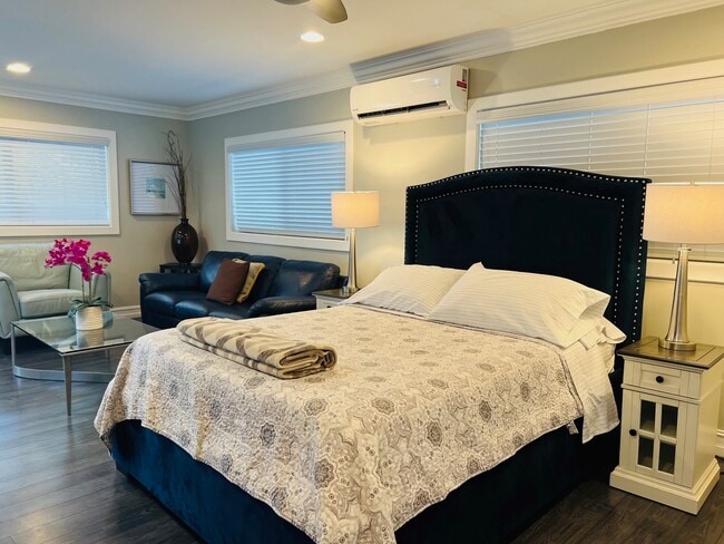 Photo - 2120 SW 28th Ter Unidad A