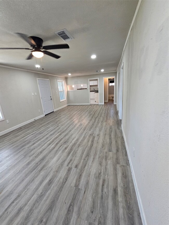 Photo - 120 Antionette Ln