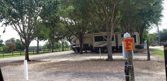 Building Photo - Slot F