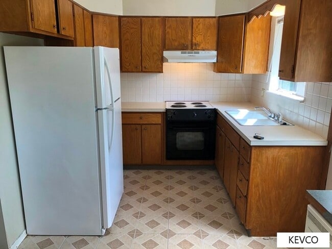 Photo - 2424-2426 Clearview Ave Unit 2424 Clearview Ave