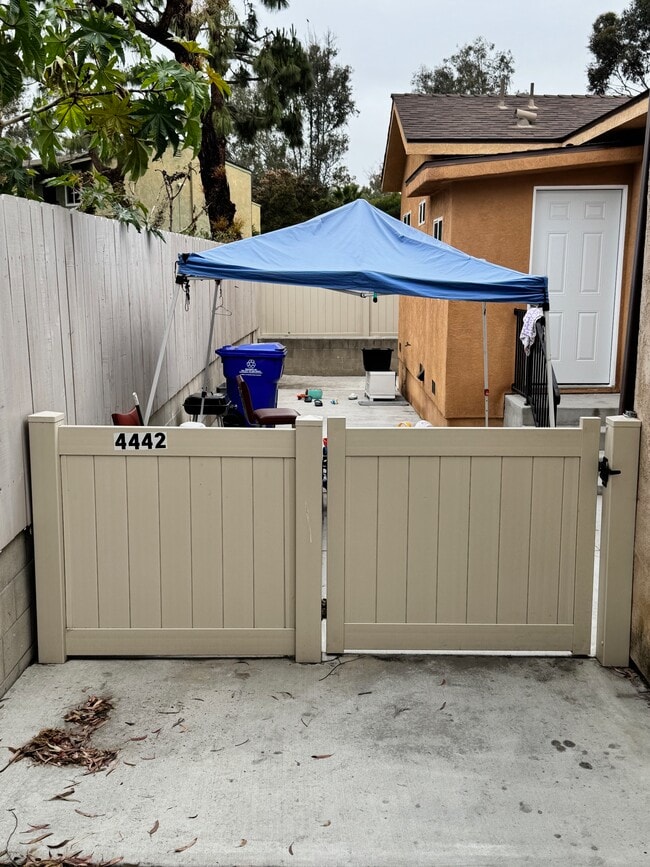 Photo - 4442 Delta St