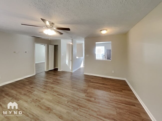 Photo - 1106 Lady Banks Dr