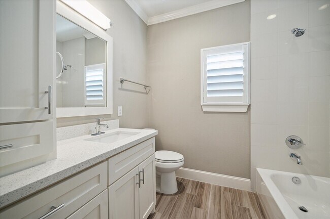 Photo - 2820 Princeton St