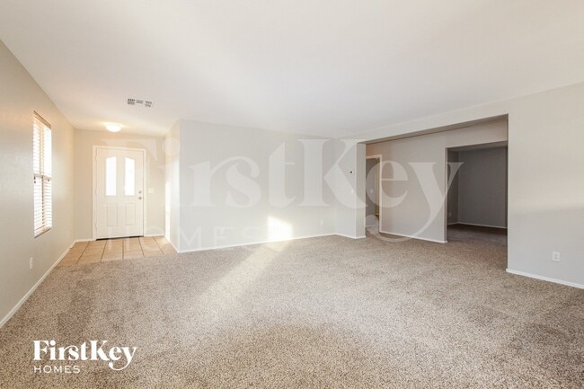 Photo - 15843 W Crocus Dr