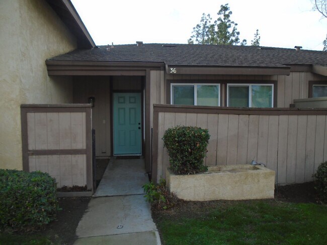 Photo - WOW FACTOR !!! MOVE IN SPECIAL....$2197....