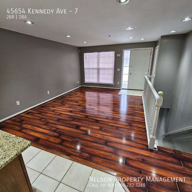 Photo - 45654 Kennedy Ave Unit 7