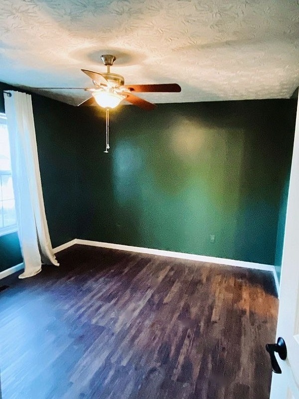 Photo - 6037 Newington Ln