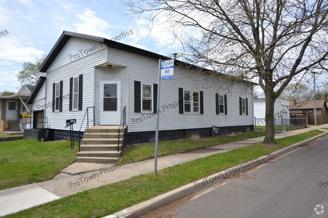 Building Photo - 301 Wheeler Ave Rental