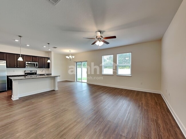 Photo - 4343 Reisswood Loop