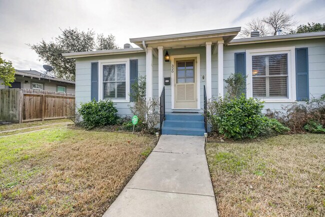Photo - Charming 2 BR / 1 Bath in highly desirable Terrell Heights of San Antonio!