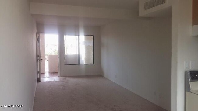 455 W Kelso St Unit 209