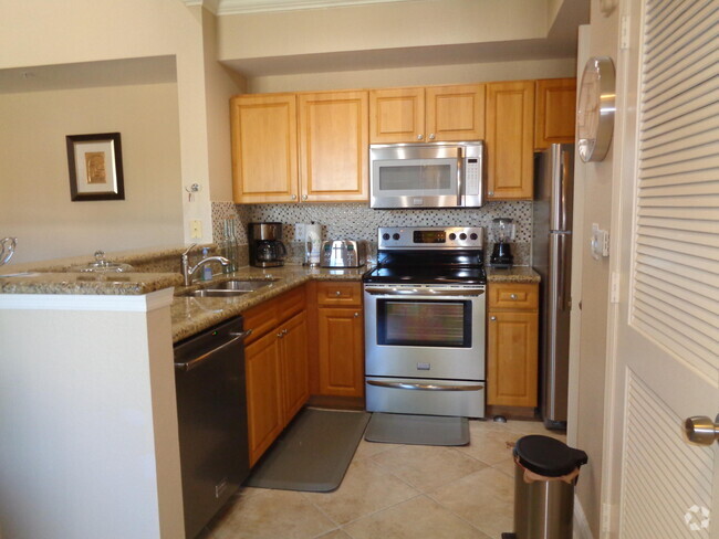 Building Photo - 15085 Michelangelo Blvd Rental