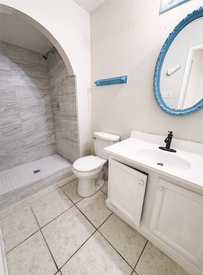 Photo - 2211 Mustang Springs Dr