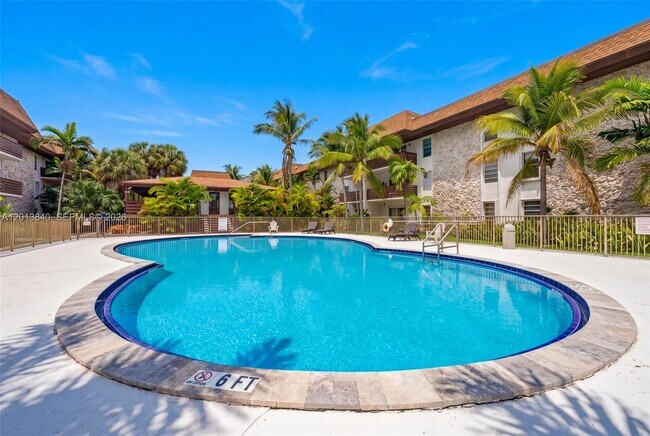 Photo - 7477 SW 82nd St Unidad C213