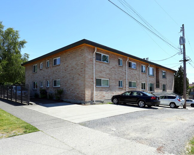 Photo - Promenade at the Park