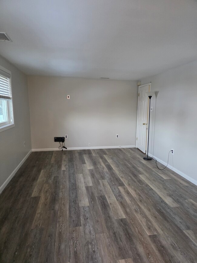 Photo - 1903 Old Lincoln Hwy Unit The Garage