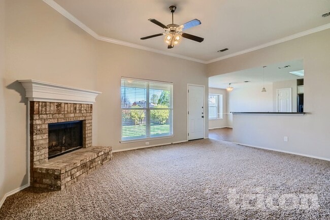 934 Benjamin Dr