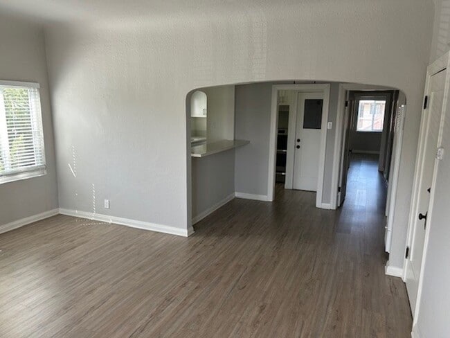 Photo - 1055 Mira Mar Ave.