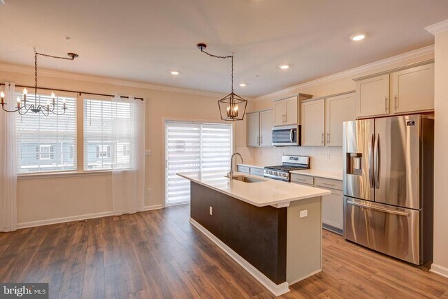Photo - 5059 Silver Oak Dr