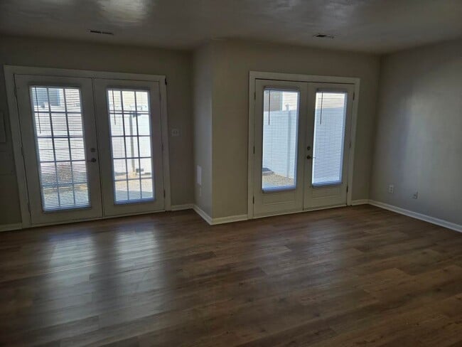 Photo - Wonderful 3 bedroom 1.5 bath Townhome in W...
