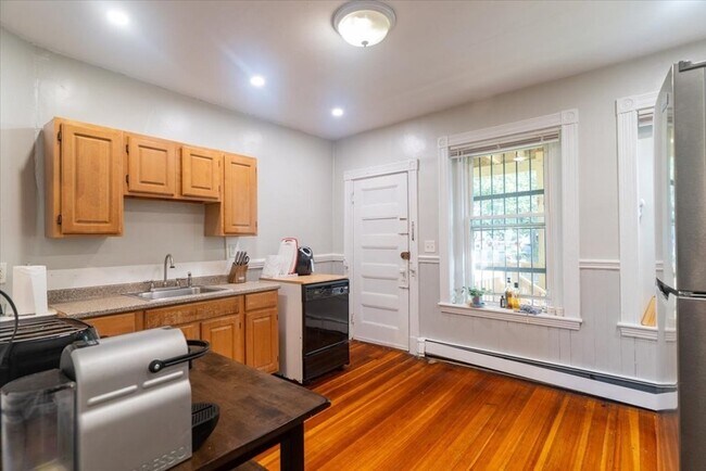 Photo - 862 Huntington Ave Unit 3
