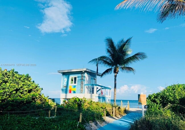 Photo - 215 SE 3rd Ave Unit 306C