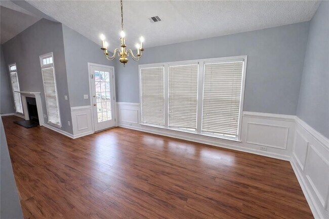 Photo - 2980 Dunlin Lake Way