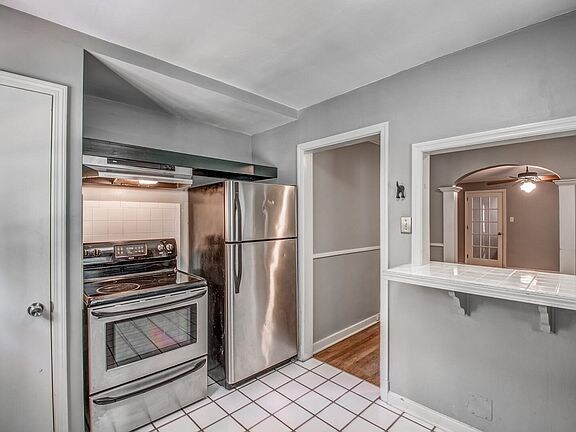 Photo - 373 S Fenwick Rd