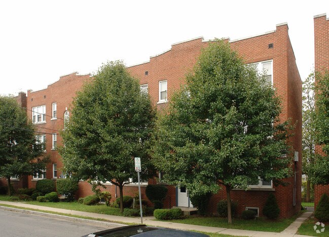 15-39 Dorothy St