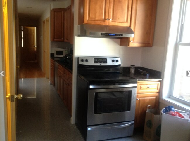 Photo - 10 Moreland St Unit 2