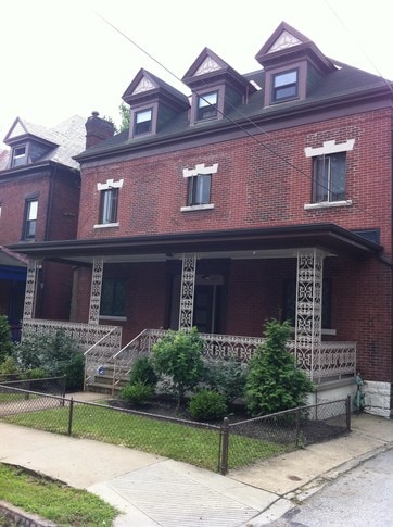 Building Photo - 5502 Harriet St Unit #2