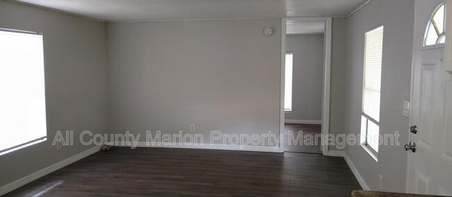 Photo - 1011 NW 42nd Ln