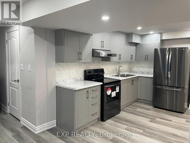 Photo - 69 Gardenbrooke Trail